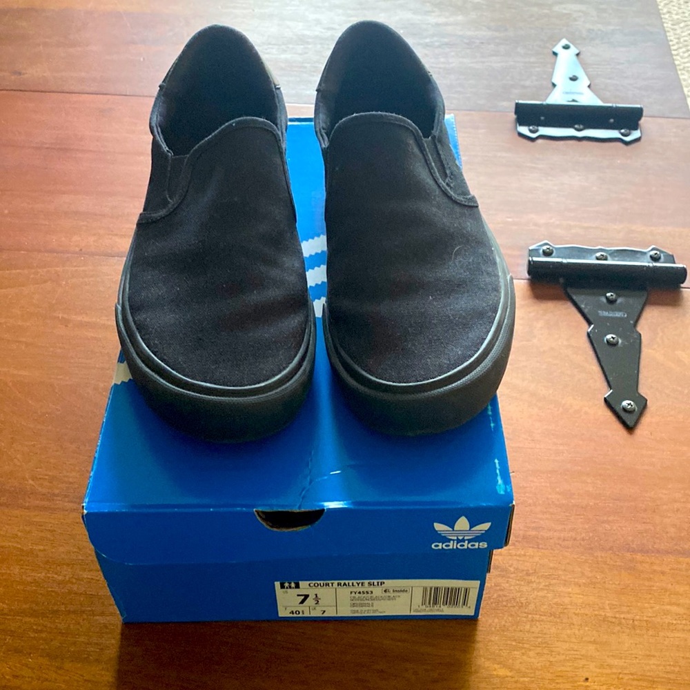 Adidas Court Rallye size 7.5